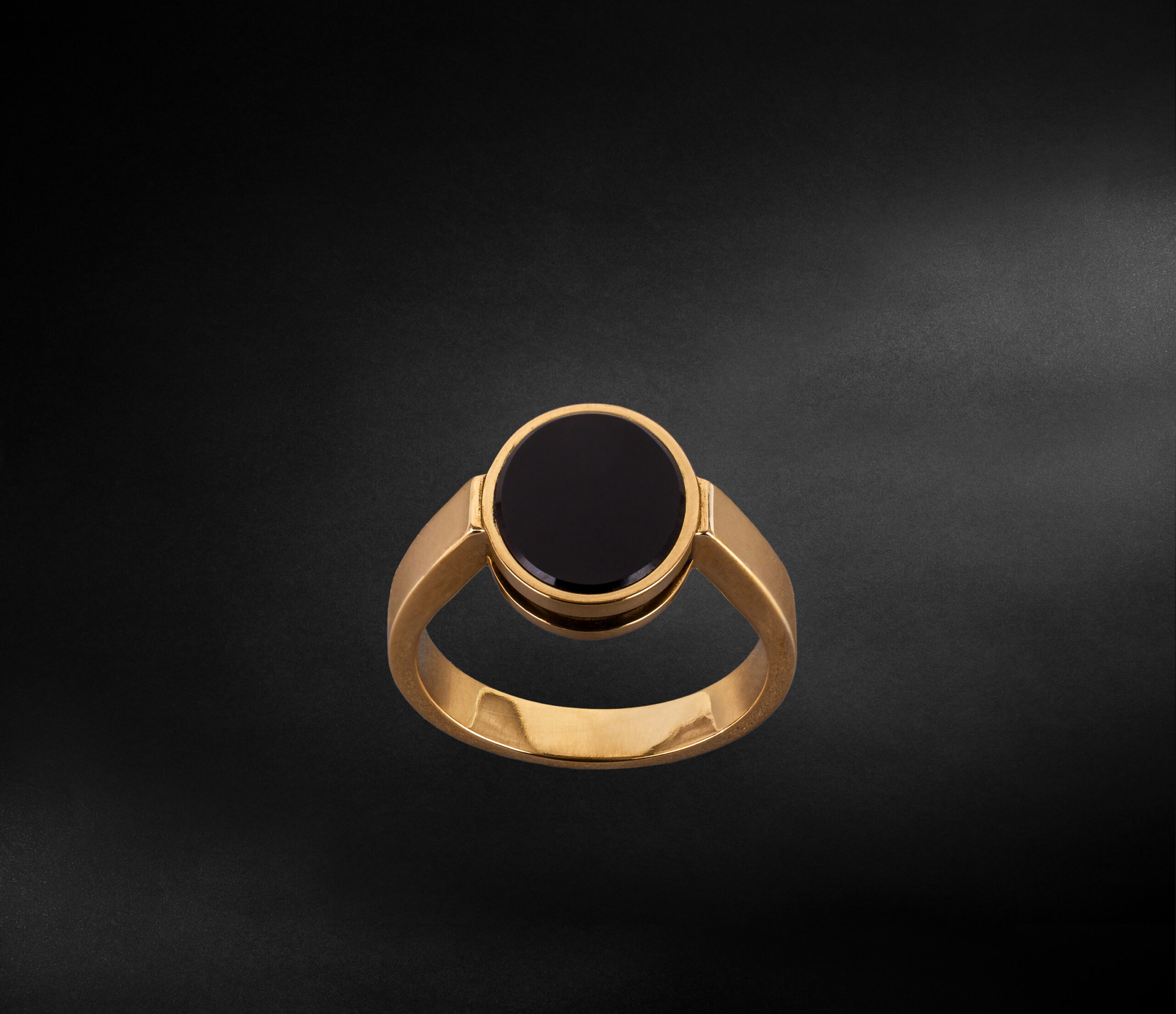 Privado: Monolith 1